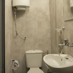 Отель Guest House "Momchil" ванная