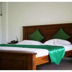 Ambalama Leisure Lounge Hotel сейф в номере