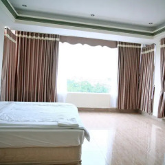 Avi Airport Hotel 2* Улучшенный номер с различными типами кроватей фото 2