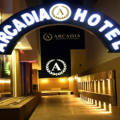Arcadia Hotel Apartments гостиничный бар