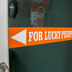 Отель Lucky In городской автобус
