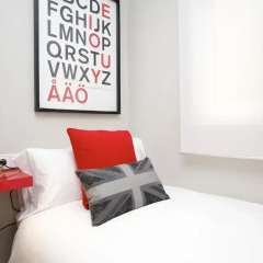 Отель BarcelonaForRent Manhattan Suites Барселона комната для гостей фото 3