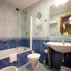Grand Hotel Tiberio 4* Стандартный номер с различными типами кроватей фото 29