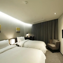 Отель Ramada Encore Seoul Magok 3* Номер Делюкс с различными типами кроватей