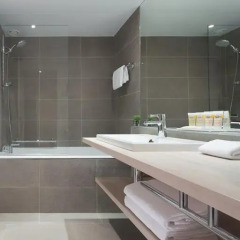 Отель Pullman Paris Montparnasse 4* Улучшенный номер с различными типами кроватей фото 6