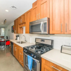 Отель Ginosi Wilshire Apartel Студия с различными типами кроватей фото 10