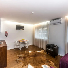 Отель Lounge Inn 3* Апартаменты разные типы кроватей фото 12