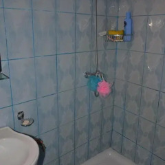 Отель Tomor Shehu Guest House Албания, Берат - отзывы, цены и фото номеров - забронировать отель Tomor Shehu Guest House онлайн ванная фото 2