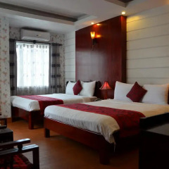 Hong Thien 1 Hotel 3* Стандартный номер с двуспальной кроватью фото 7