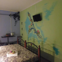 Home Hostel NN Стандартный семейный номер с двуспальной кроватью фото 4