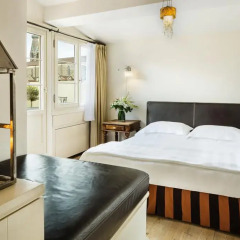 Отель Relais Santa Croce 5* Номер Делюкс с различными типами кроватей фото 8
