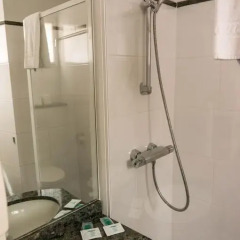 Отель Hôtel Exelmans 2* Улучшенный номер с различными типами кроватей фото 19