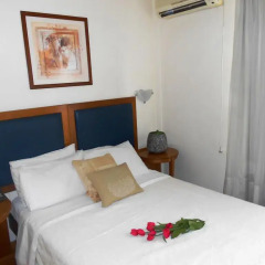Adams Hotel 2* Стандартный номер с двуспальной кроватью