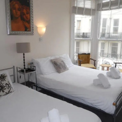 Отель Istanbul Ev Guest House 3* Стандартный семейный номер с разными типами кроватей фото 2