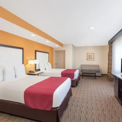 Отель Ramada by Wyndham Culver City 2* Стандартный номер с различными типами кроватей фото 2