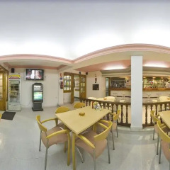 Отель Hostal Adelino питание