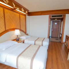 Golden Beach Hotel Pattaya 3* Улучшенный номер с различными типами кроватей фото 2