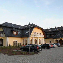 Hotel & Spa Biały Dom парковка