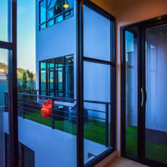 OneLoft Hotel 4* Номер Делюкс с двуспальной кроватью фото 9