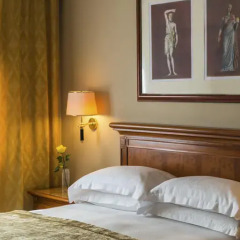 Отель Starhotels Michelangelo 4* Стандартный номер с двуспальной кроватью фото 5