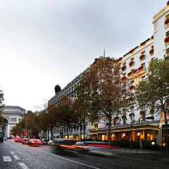 Hotel Napoleon Paris парковка