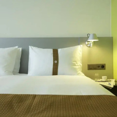 Отель Holiday Inn Bern Westside 4* Стандартный номер с различными типами кроватей фото 4