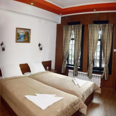 Отель Five Stars Spa Hotel Болгария, Ардино - отзывы, цены и фото номеров - забронировать отель Five Stars Spa Hotel онлайн комната для гостей фото 2
