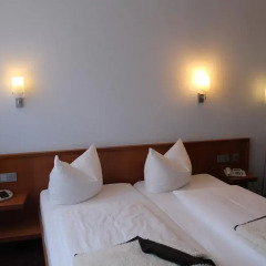 Hotel Fackelmann 2* Стандартный номер с двуспальной кроватью фото 3