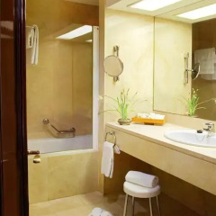 Sercotel Gran Hotel Conde Duque 4* Стандартный номер с различными типами кроватей фото 6