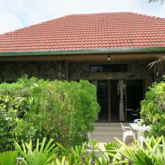 Отель Hideaway Villa спортивное сооружение