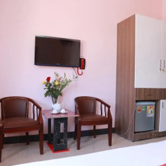Ban Mai 66 Hotel 2* Стандартный семейный номер с двуспальной кроватью