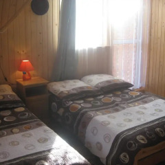 Отель Pokoje u Sarnowskich Косцелиско комната для гостей