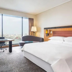 Royal Orchid Sheraton Hotel & Towers 5* Номер Делюкс с различными типами кроватей фото 9