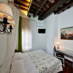 Отель Antica Dimora Donna Isabella 3* Улучшенный номер с различными типами кроватей фото 5