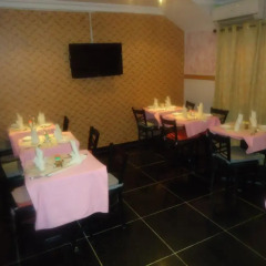 Firstview Luxury Apartment Hotel питание