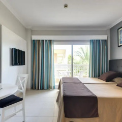 Отель Aparthotel Green Garden 4* Студия с различными типами кроватей фото 2