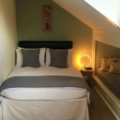 Отель Alcuin Lodge Guest House 4* Стандартный номер с двуспальной кроватью (общая ванная комната) фото 6