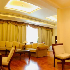 Отель Sharjah Premiere Hotel & Resort ОАЭ, Шарджа - отзывы, цены и фото номеров - забронировать отель Sharjah Premiere Hotel & Resort онлайн интерьер отеля фото 2