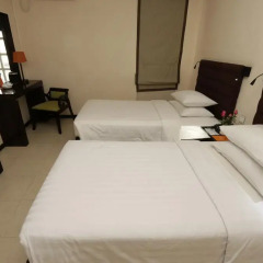 East Hotel 3* Номер Делюкс с различными типами кроватей фото 4