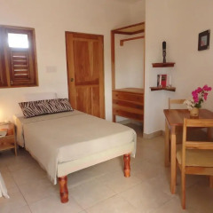 Отель KuDehya Guesthouse 3* Стандартный номер фото 5