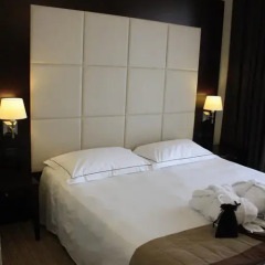 Отель Ih Hotels Milano Watt 13 Улучшенный номер фото 2