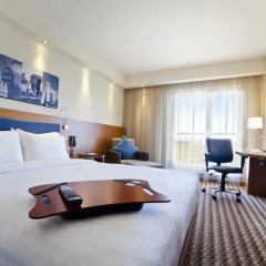 Отель Hampton by Hilton Gdansk Airport 3* Стандартный номер с различными типами кроватей