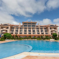 Отель Aparthotel Villa Romana Балчик бассейн