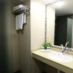 Beit Shmuel Guest House Израиль, Иерусалим - отзывы, цены и фото номеров - забронировать отель Beit Shmuel Guest House онлайн ванная фото 2
