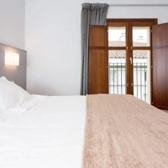 Отель Mon Suites Catedral 4* Студия с различными типами кроватей