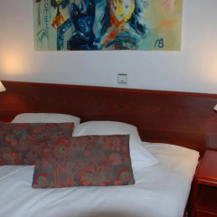 A1 hotel 3* Улучшенный номер с разными типами кроватей фото 4