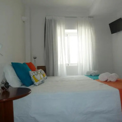 Ale-Hop Albufeira Hostel Стандартный номер с двуспальной кроватью фото 3