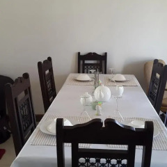 Отель Yana Bed & Breakfast Габороне в номере