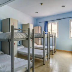 Hostel Sun & Moon Кровать в общем номере с двухъярусной кроватью фото 6