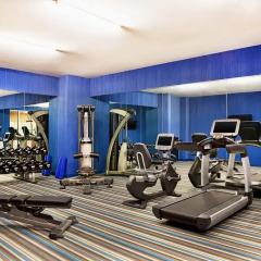 Отель Aloft Chicago City Center фитнесс-зал